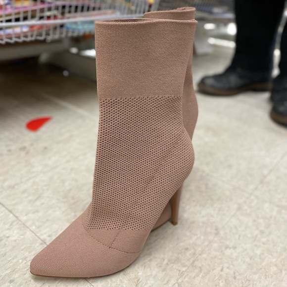 Boots - Picture 2 of 3